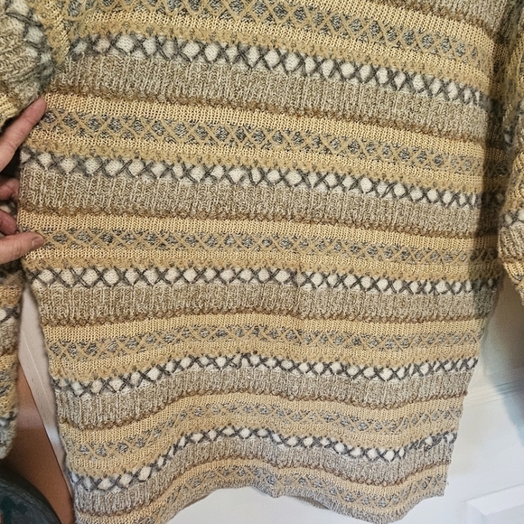 Vintage Crochet Criss Cross Yarn Wool Blend Lizsport Sweater - Picture 4 of 5